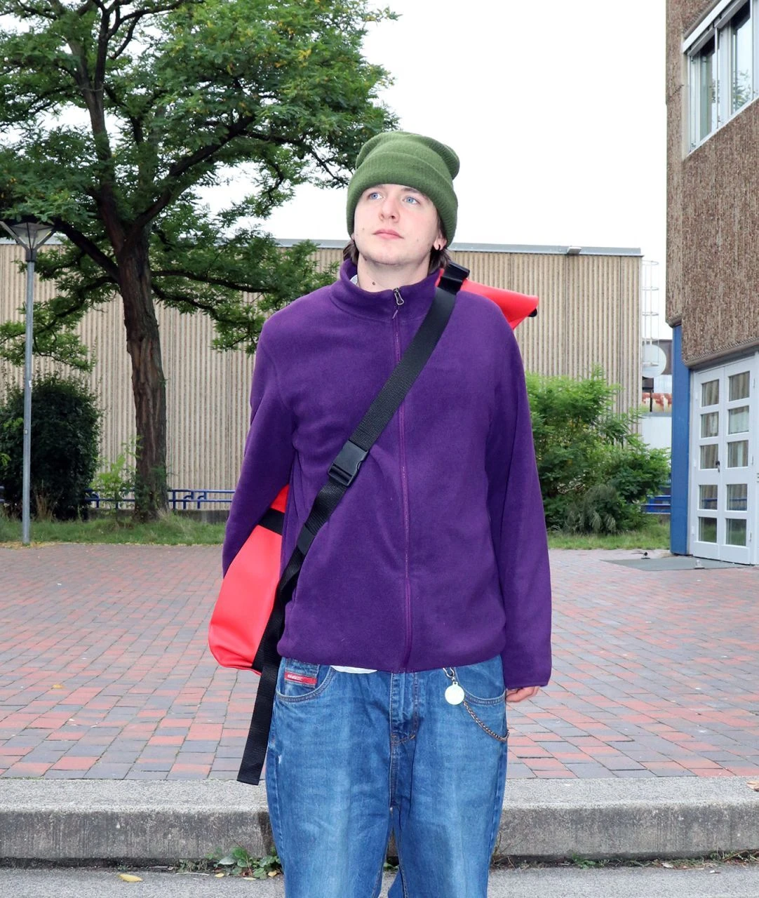 Brettretter Skateboard Crossbag 2.0 Rot / Schwarz 6 Brettretter Skateboard Crossbag 2.0 Rot / Schwarz – Bild 4