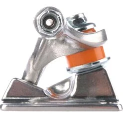 Independent Trucks Skateboard Achse 139 Stage 11 Forged Hollow Silver -Skateshop24 Skateboard Independent Achsen 139 Stage 11 Forged Hollow Standard silver Closeup1 jpg MGm1 1280x1280